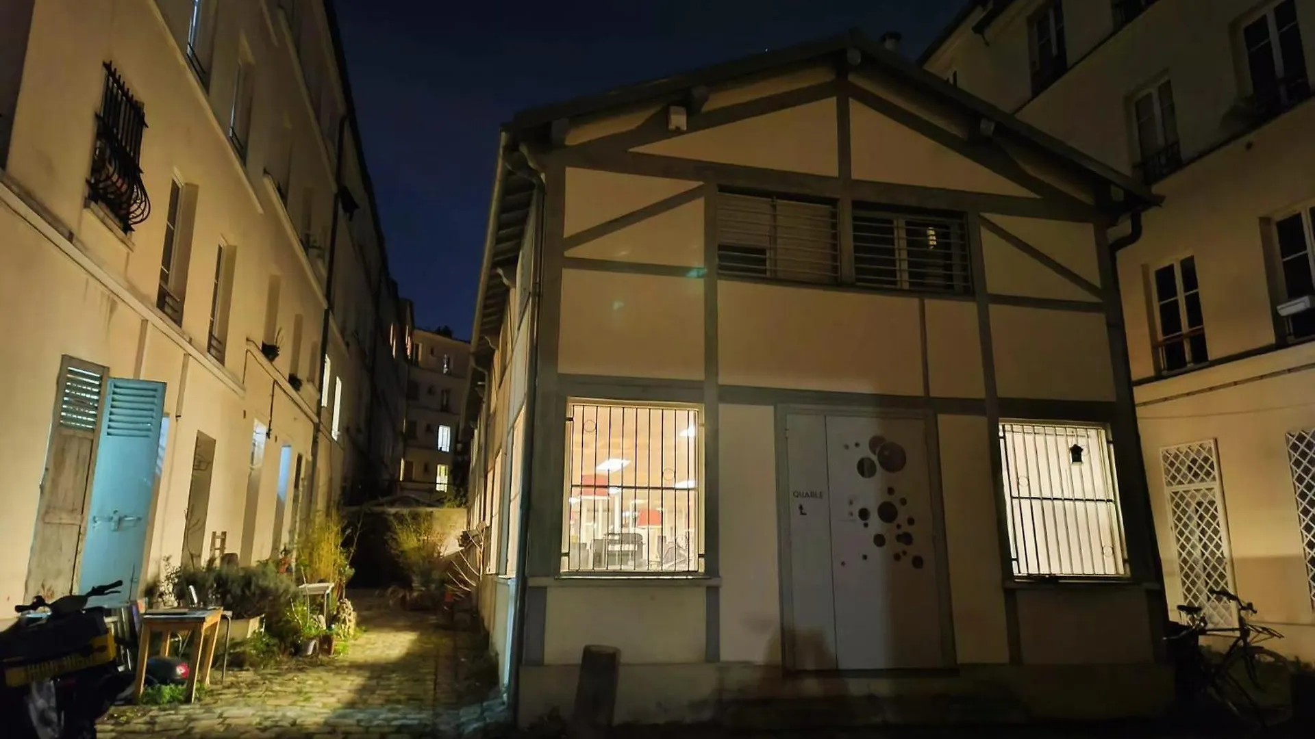 30m2 In The Heart Of * Paris